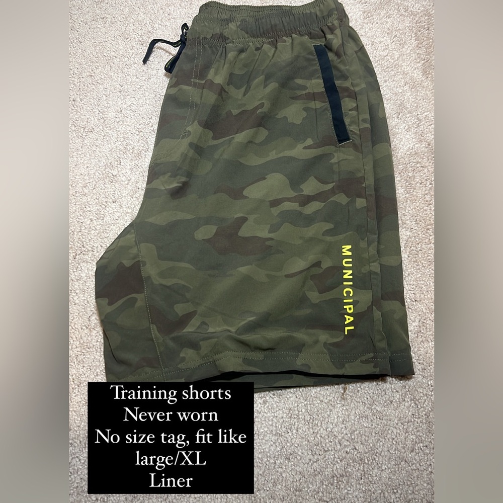 Municipal training short, size large/xl? NWOT with liner